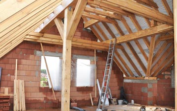 Lixwm attic trusses